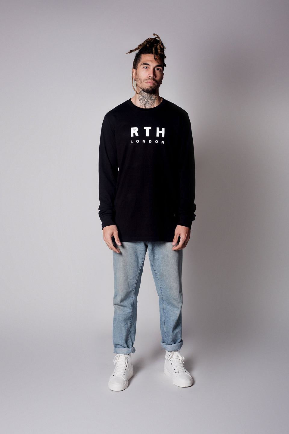 RTH London Long Sleeve Tee - Black