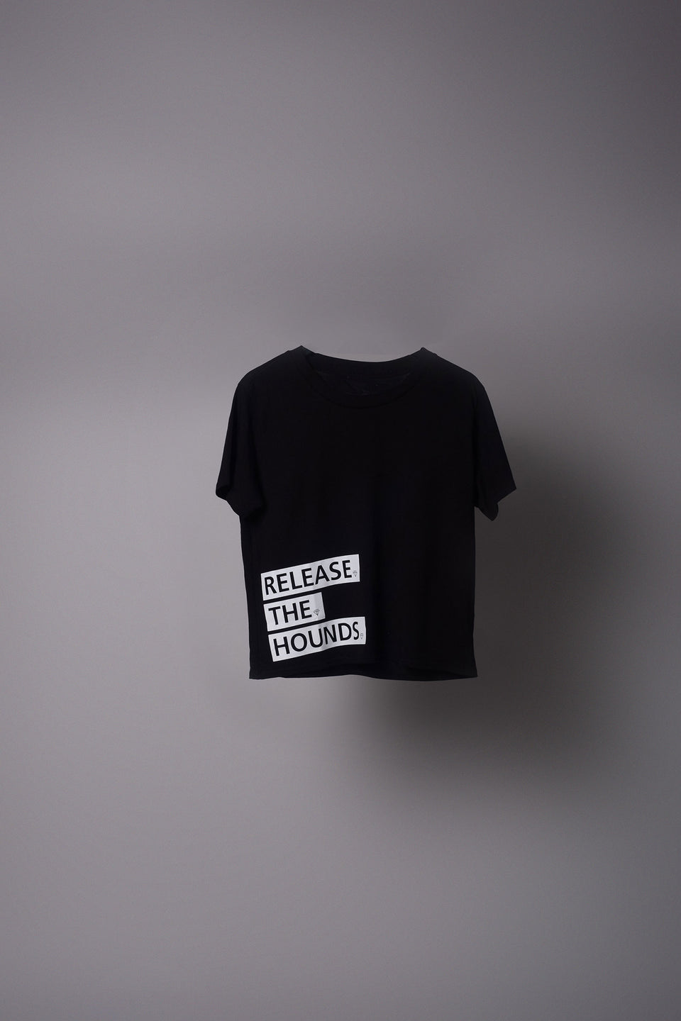 Release The Hounds 'Label' T-shirt - Black
