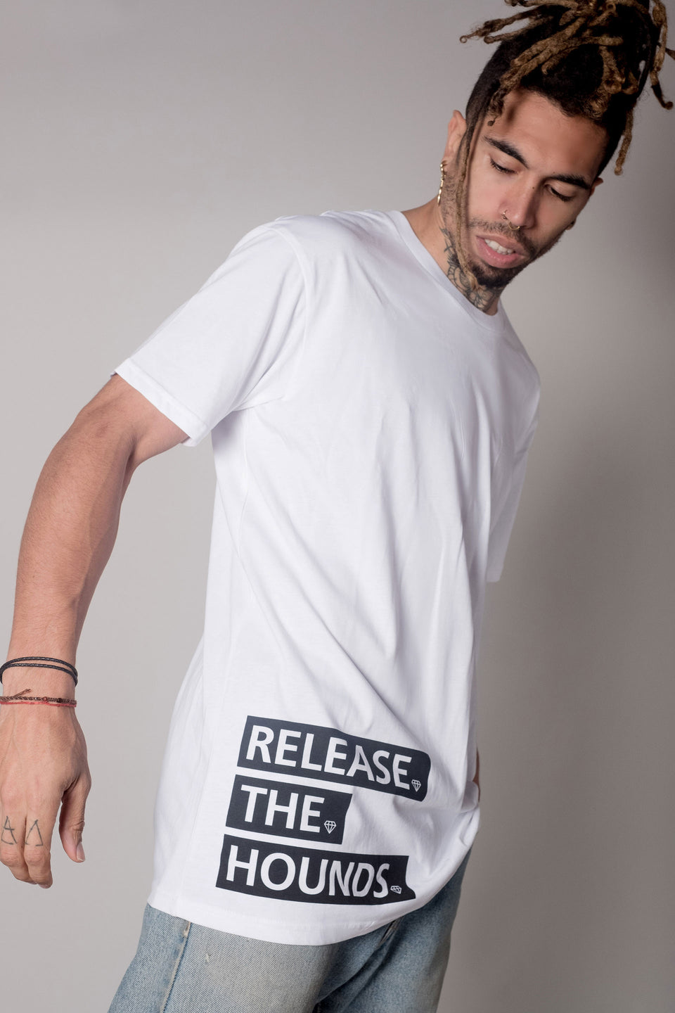 Release The Hounds 'Label' T-shirt - White