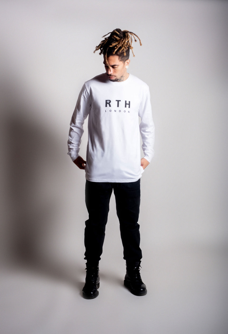 RTH London Long Sleeve Tee - White