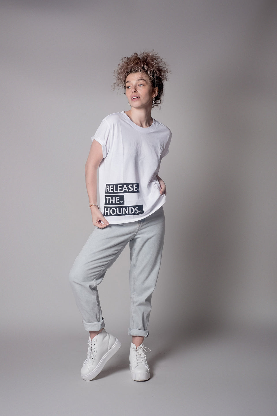 Release The Hounds 'Label' T-shirt - White