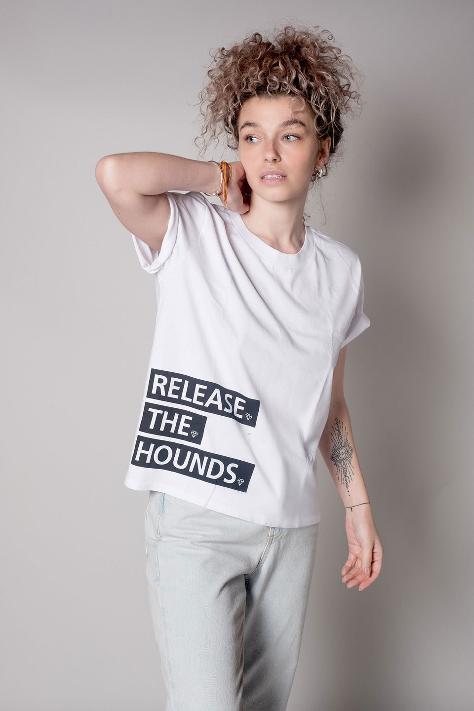 Release The Hounds 'Label' T-shirt - White