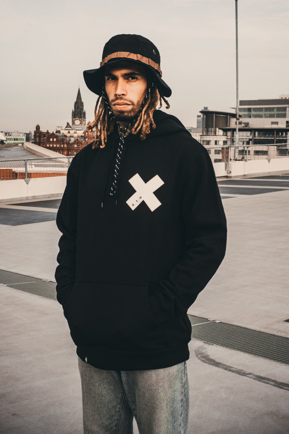 RTH 'X' Hoodie - Black